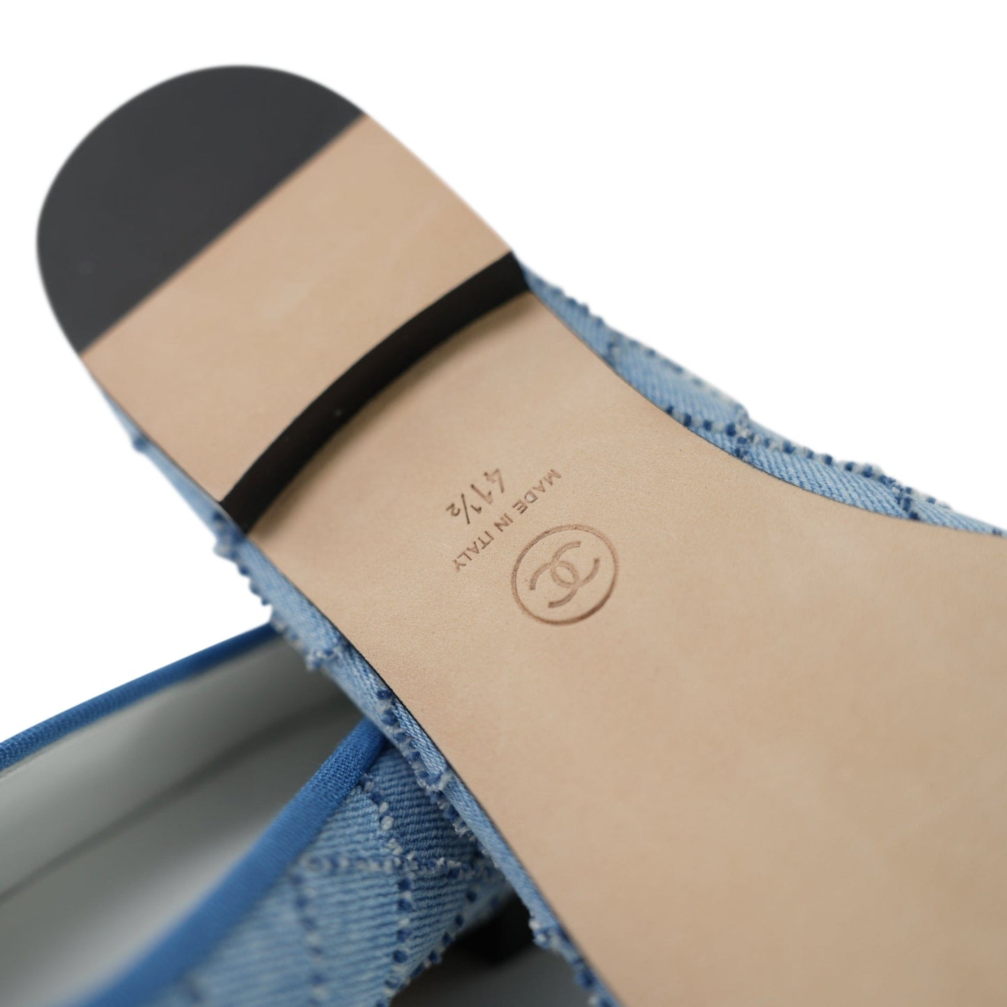 23P Blue Denim Embroidered Grosgrain Cap Toe CC Ballerina Flats Size 41.5