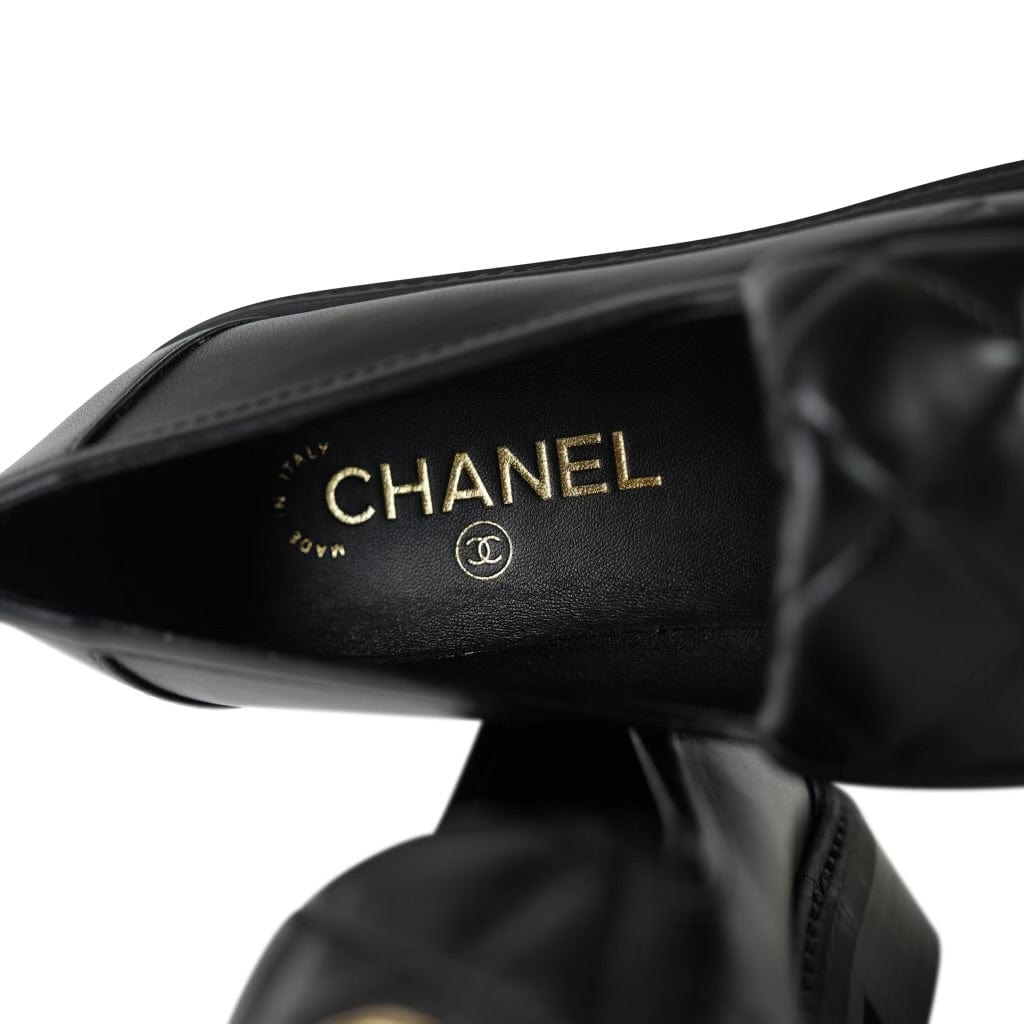 24C Black Lambskin CC Turnlock Loafers Size 38