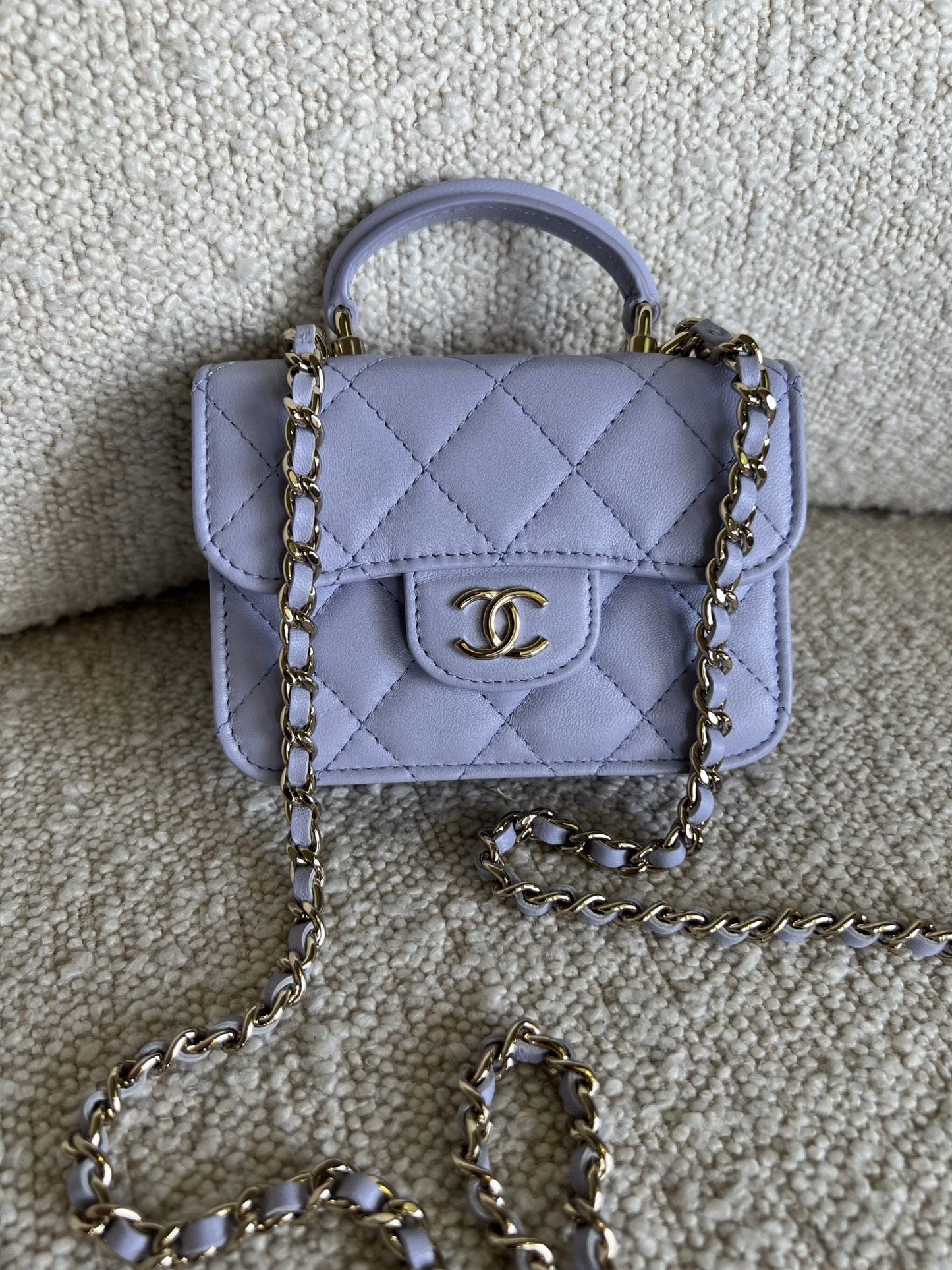 21K Lavender Lambskin Quilted Micro Coin Purse with Chain LGHW