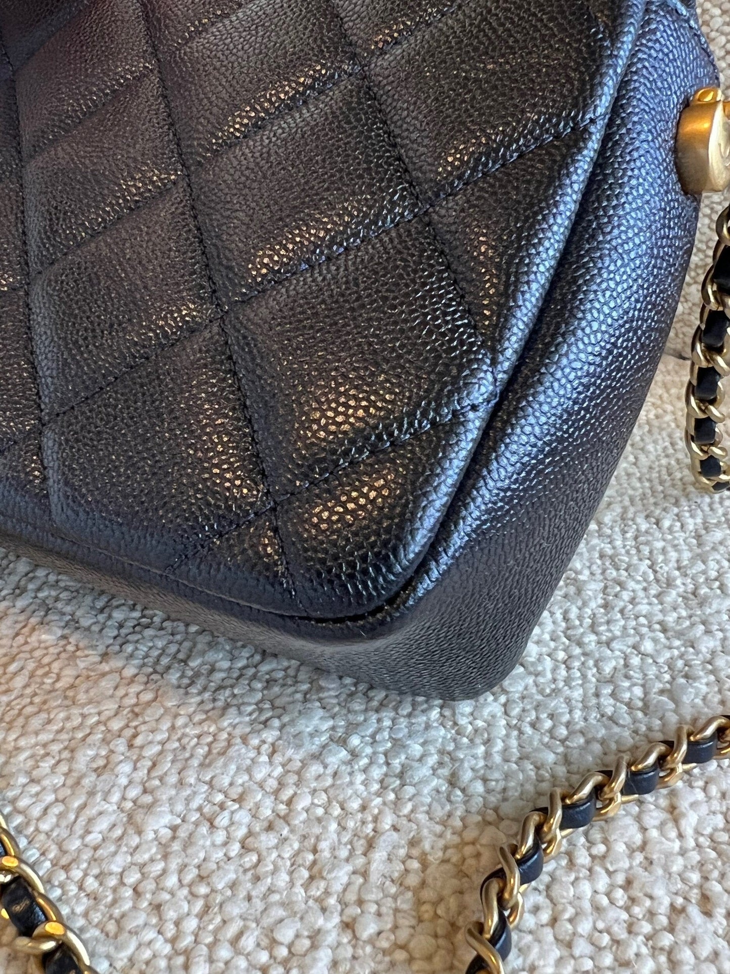 21K My Perfect Bag Iridescent Black Caviar Quilted AGHW