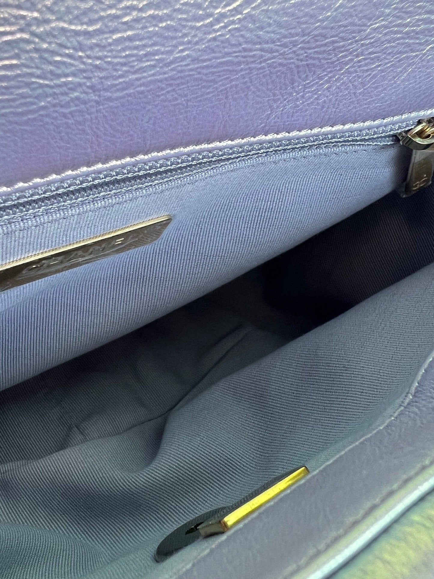 21K Purple/Blue Iridescent 19 Flap Small MHW