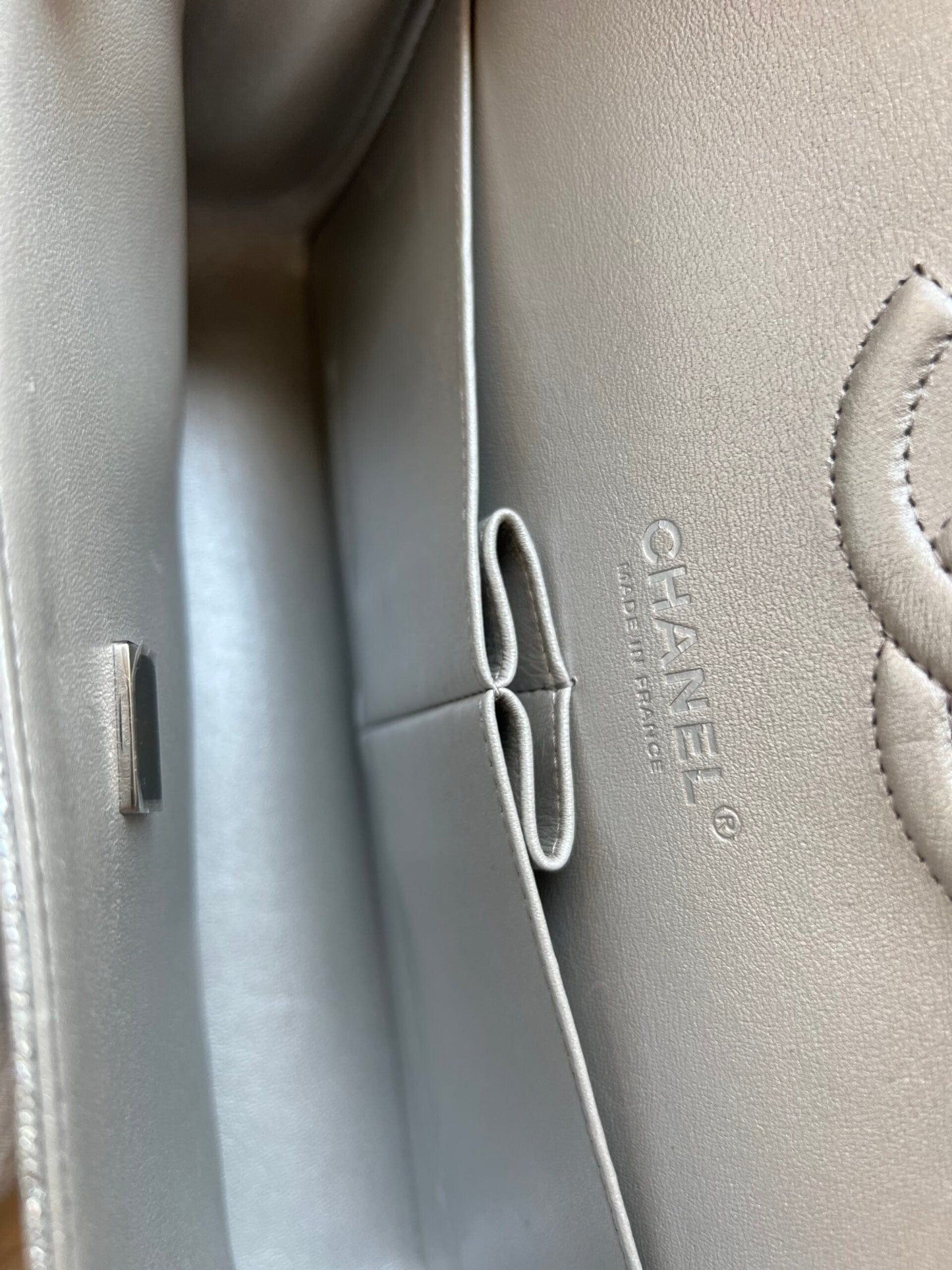 21K Silver Metallic Caviar Quilted Classic Double Flap Medium Silver Hardware