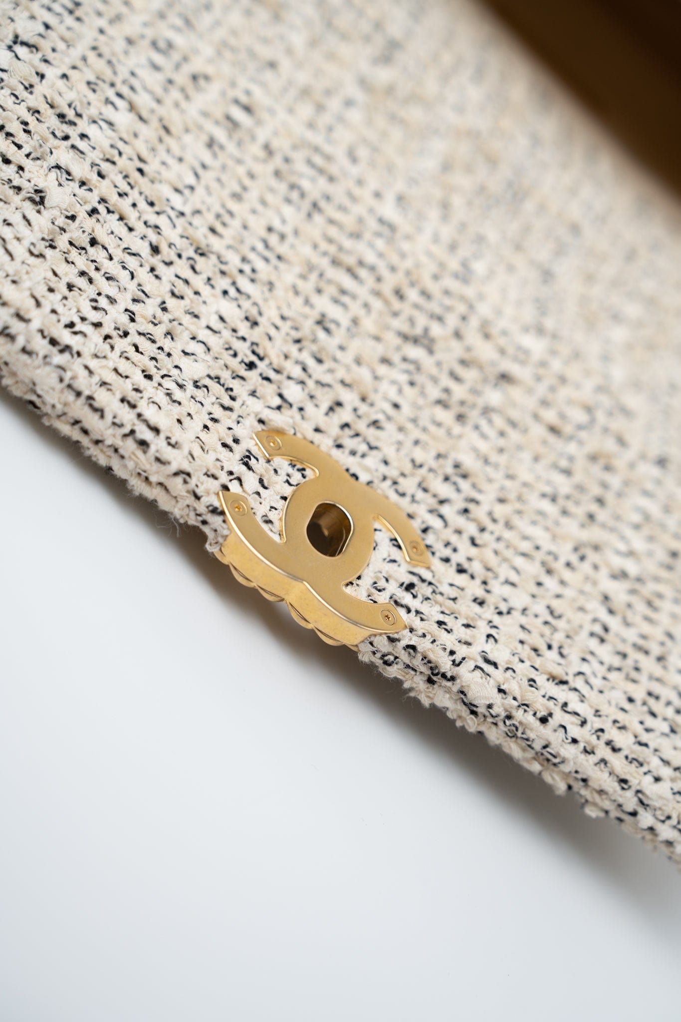 21S Oreo Tweed Quilted 19 Flap Small Mixed Hardware