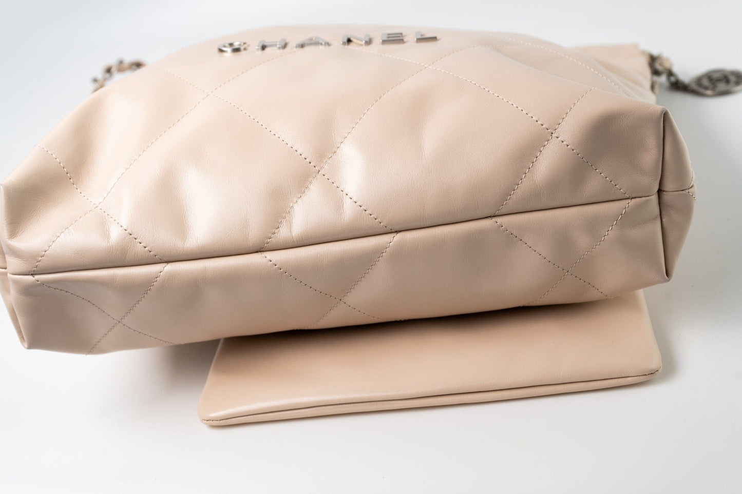 22P Ecru (nude) Small Calfskin Quilted 22 Bag