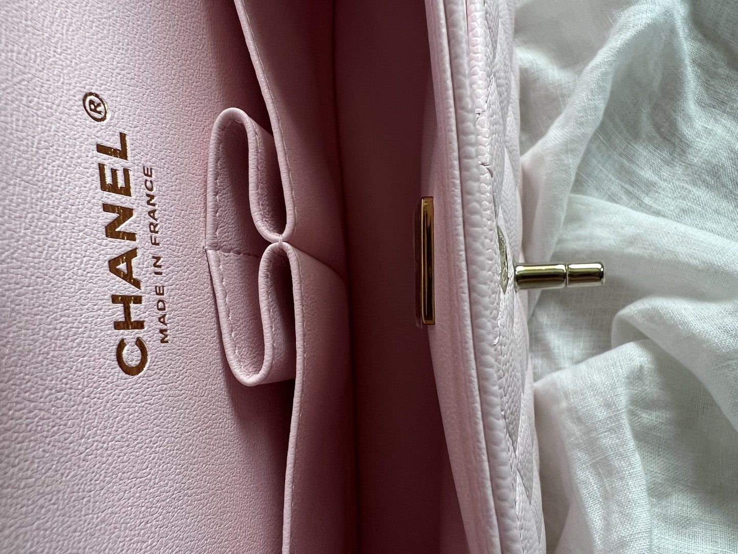 22P Light Pink Caviar Quilted Classic Flap Medium LGHW