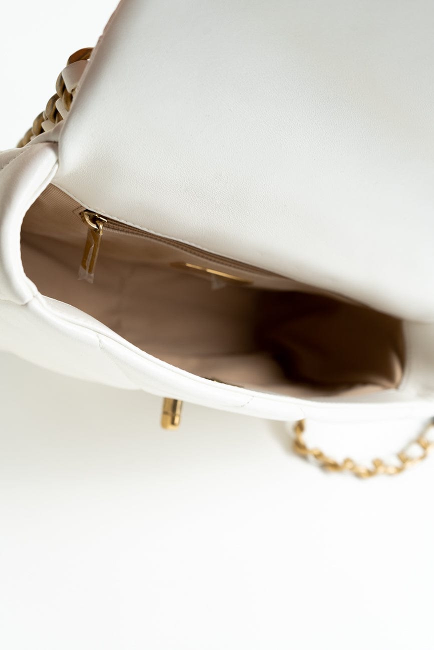 22P White Lambskin Quilted 19 Flap Small MHW