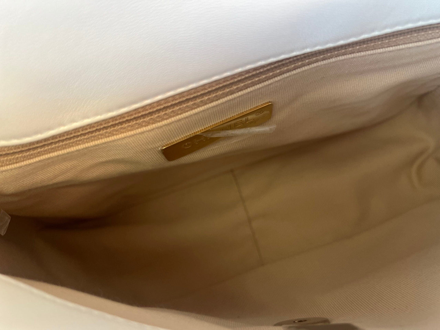 22P White Lambskin Quilted 19 Flap Small Mixed Hardware