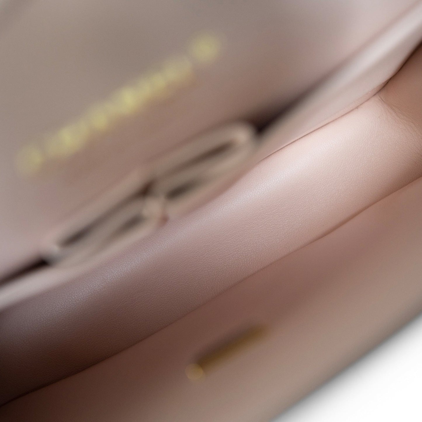 22C Beige Caviar Quilted Medium Classic Flap Light Gold Hardware