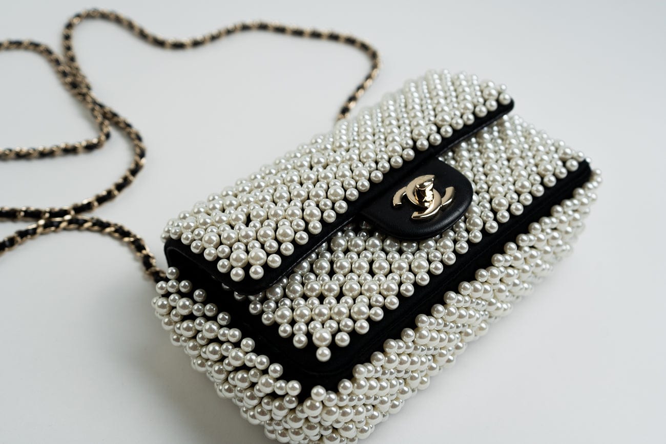 Chanel 19S Mini Pearl On Flap
