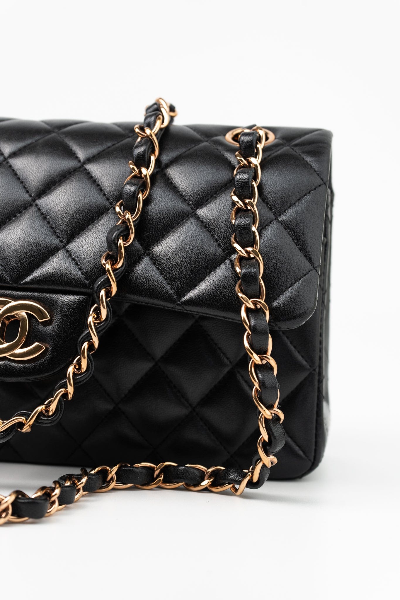 Chanel 21B Small Black Lambskin Quilted Classic Flap Rose Gold Hardware