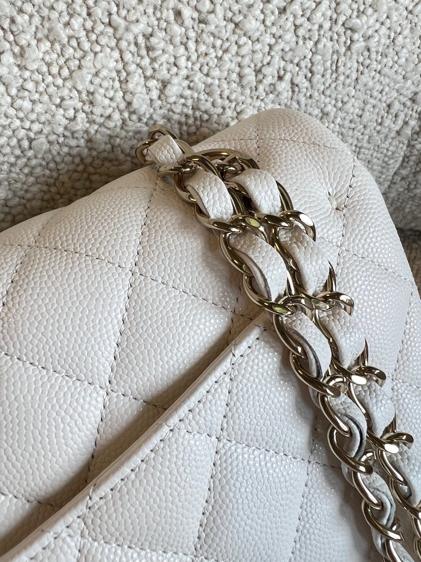 Chanel 21B White Caviar Quilted Classic Flap Small LGHW