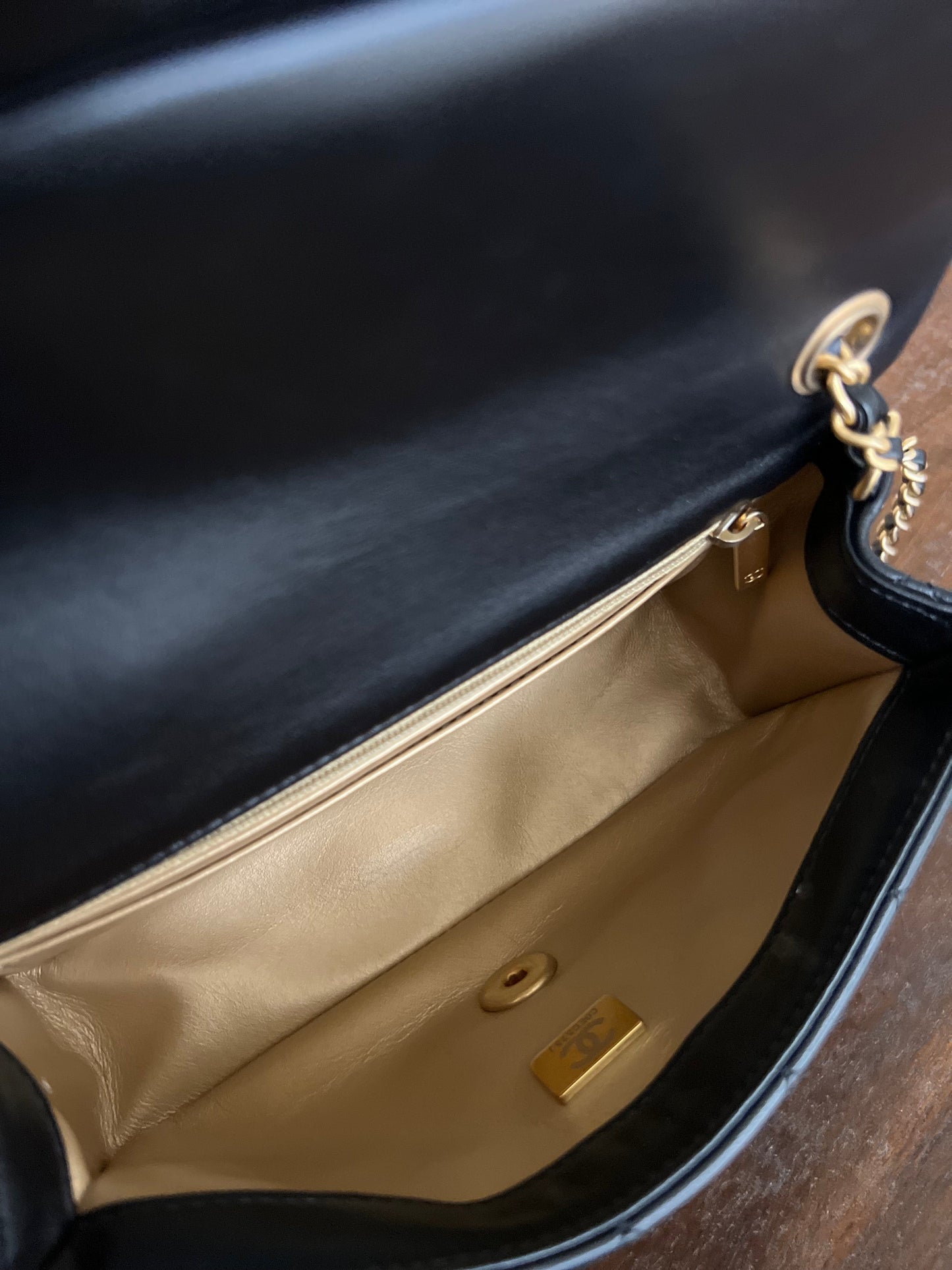 CHANEL BLACK MINI SQUARE LAMBSKIN QUILTED FLAP SILVER HARDWARE