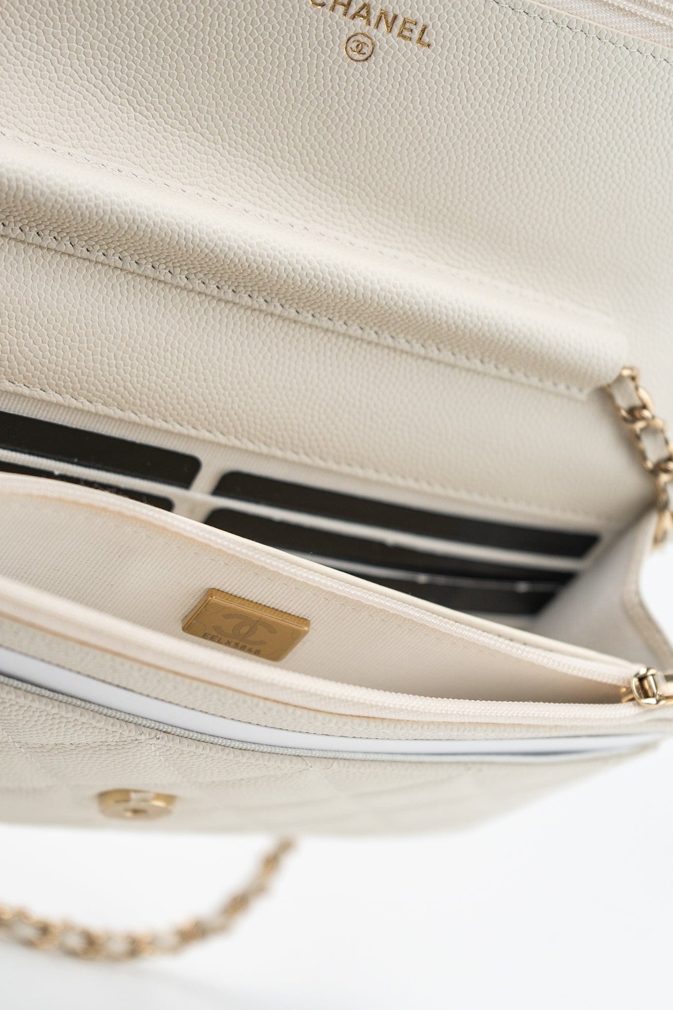 22C White Caviar Quilted Wallet On Chain WOC Light Gold Hardware