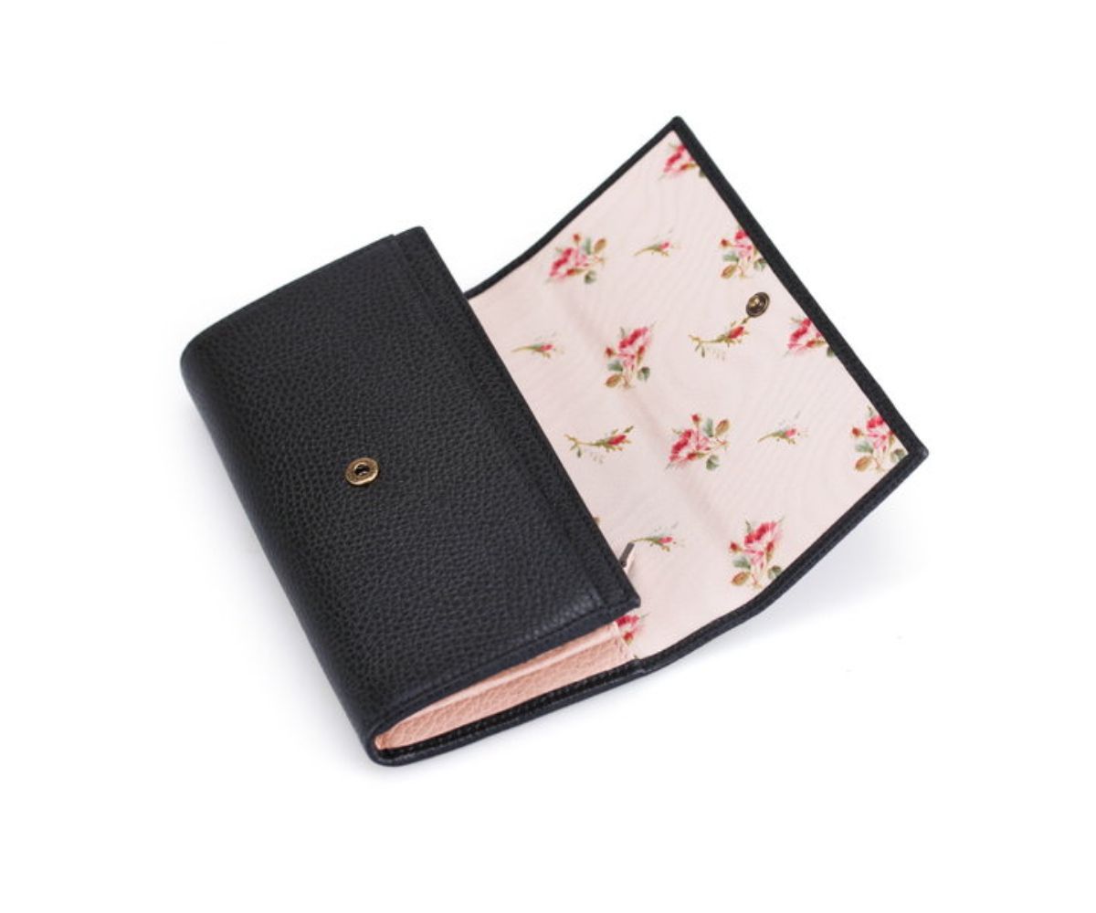 Gucci Marmont GG Pebbled Black Leather With Bow Continental
