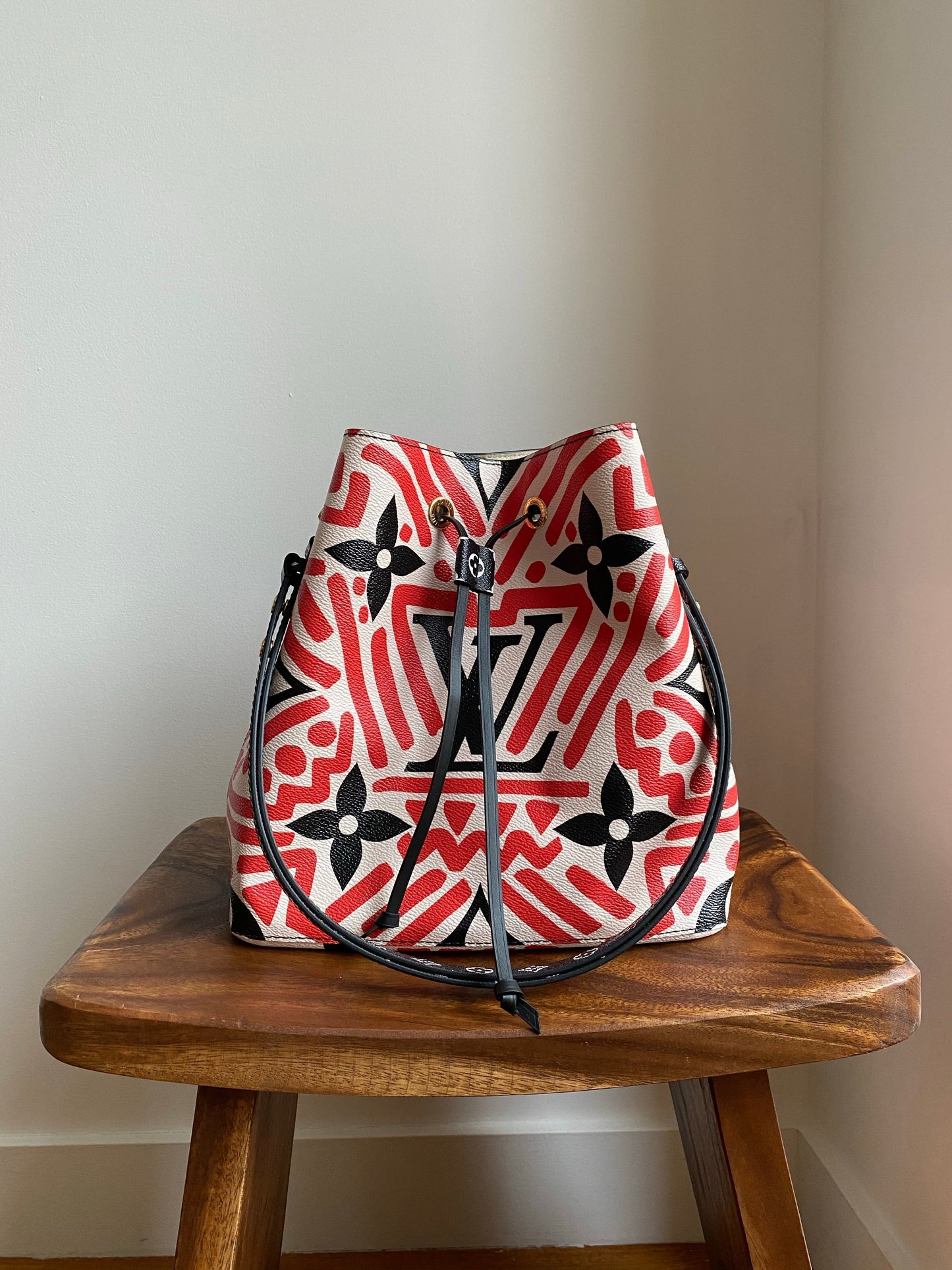 Louis Vuitton LV Crafty Neonoe MM M45362