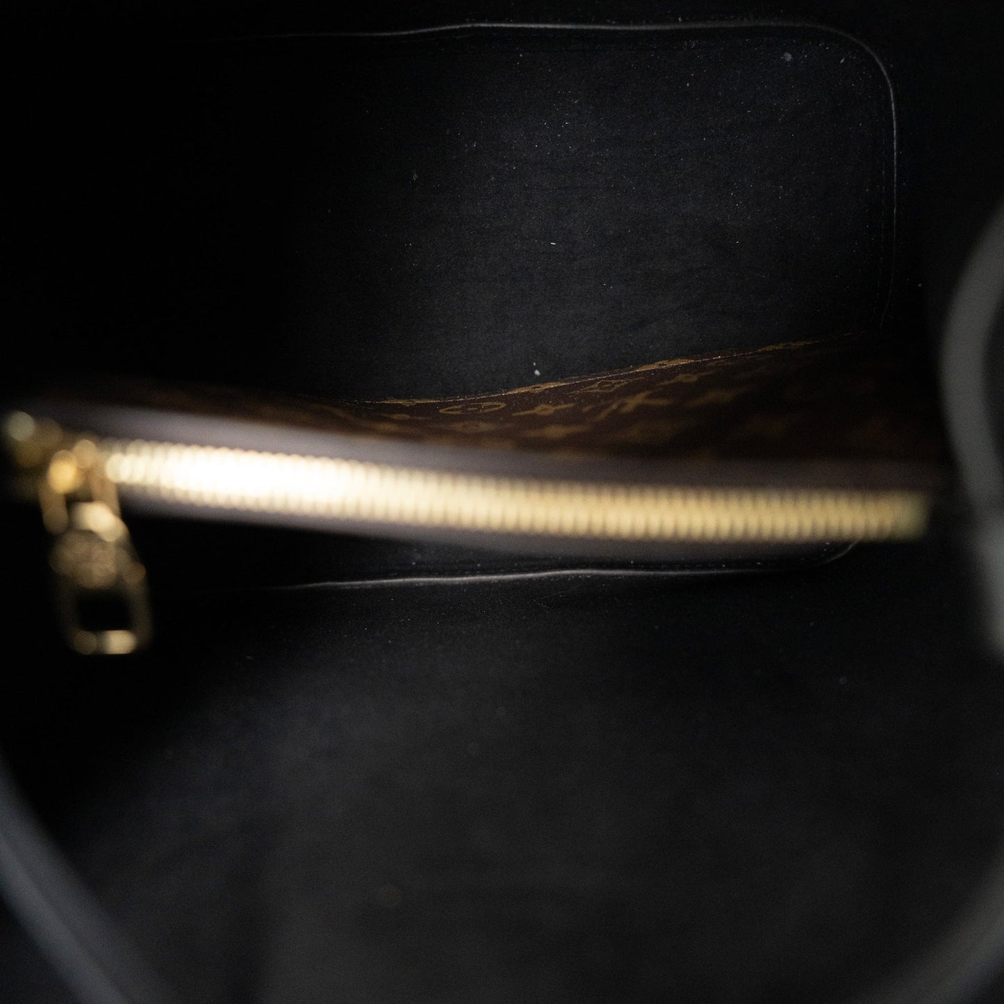 Louis Vuitton Monogram NeoNoe Black