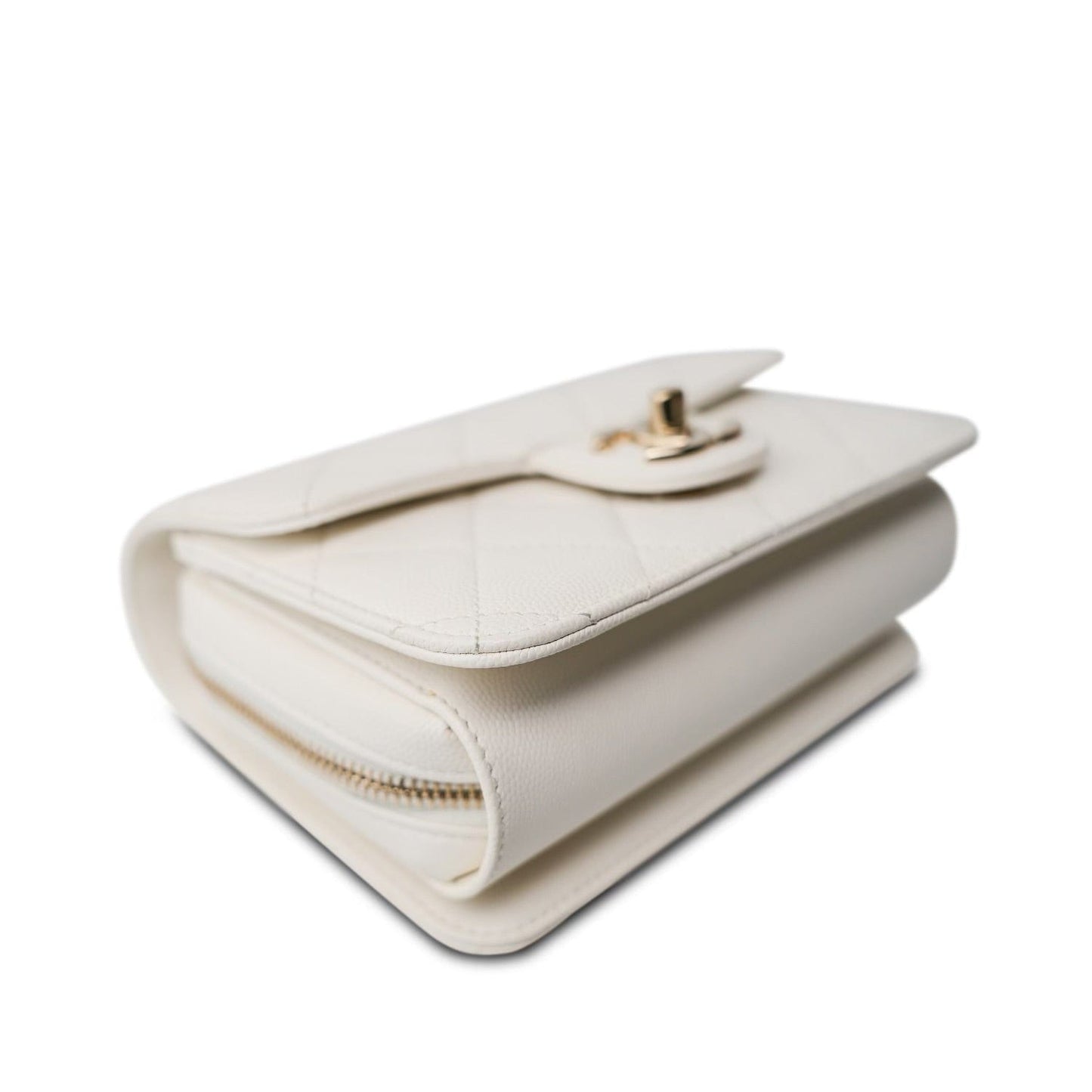 22C White Caviar Quilted Like A Wallet Flap Bag LGHW