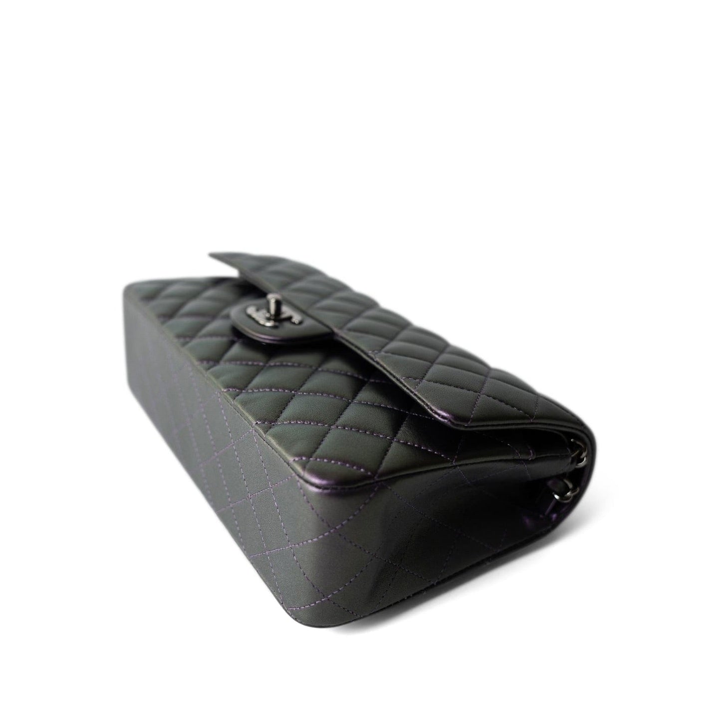 17S Purple Iridescent Lambskin Quilted Classic Flap Medium