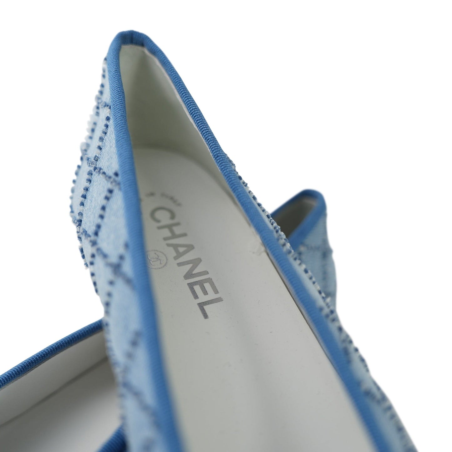 23P Blue Denim Embroidered Grosgrain Cap Toe CC Ballerina Flats Size 41.5