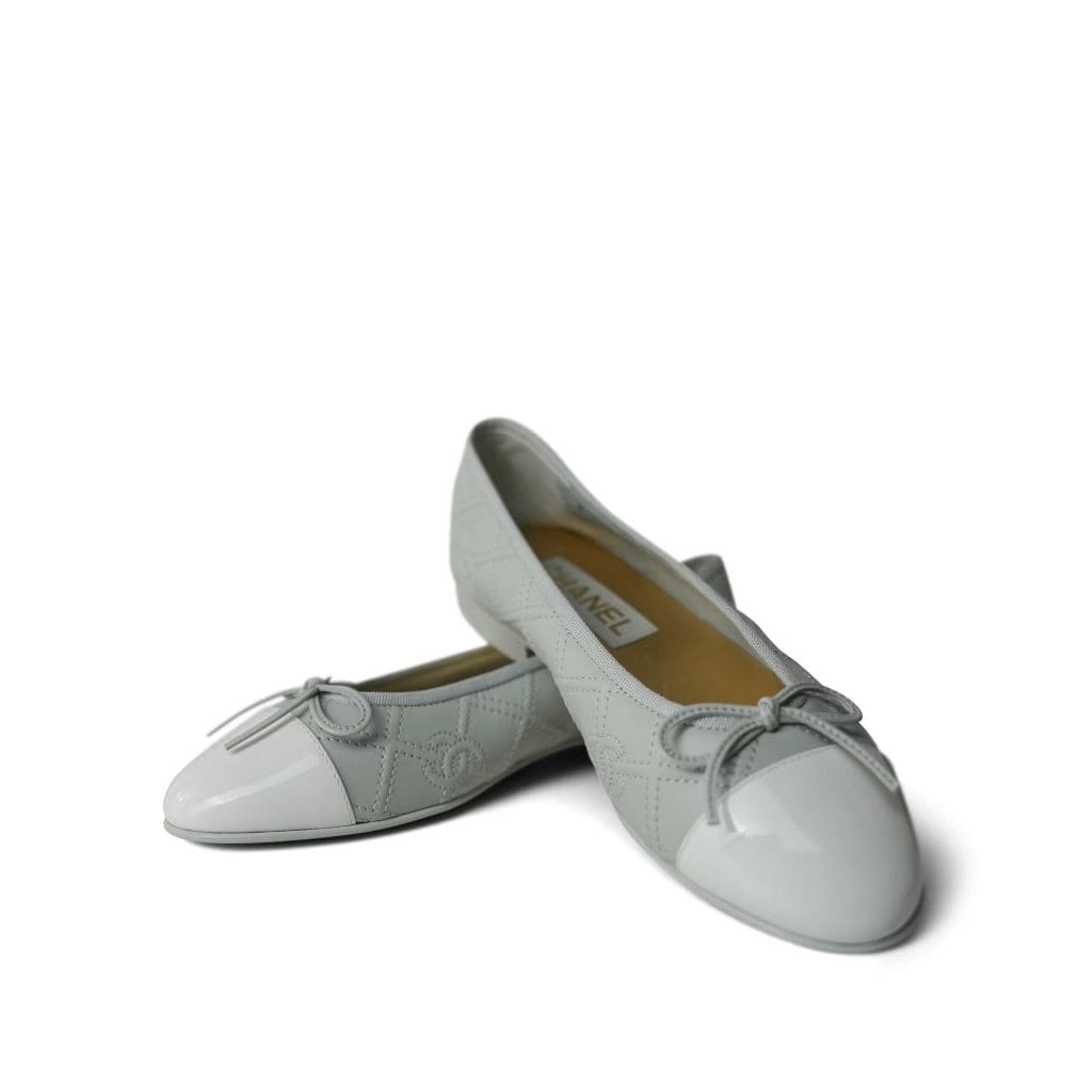 23S Light Blue Lambskin White Cap Toe Double Stitched CC Ballerina Flats Size 37