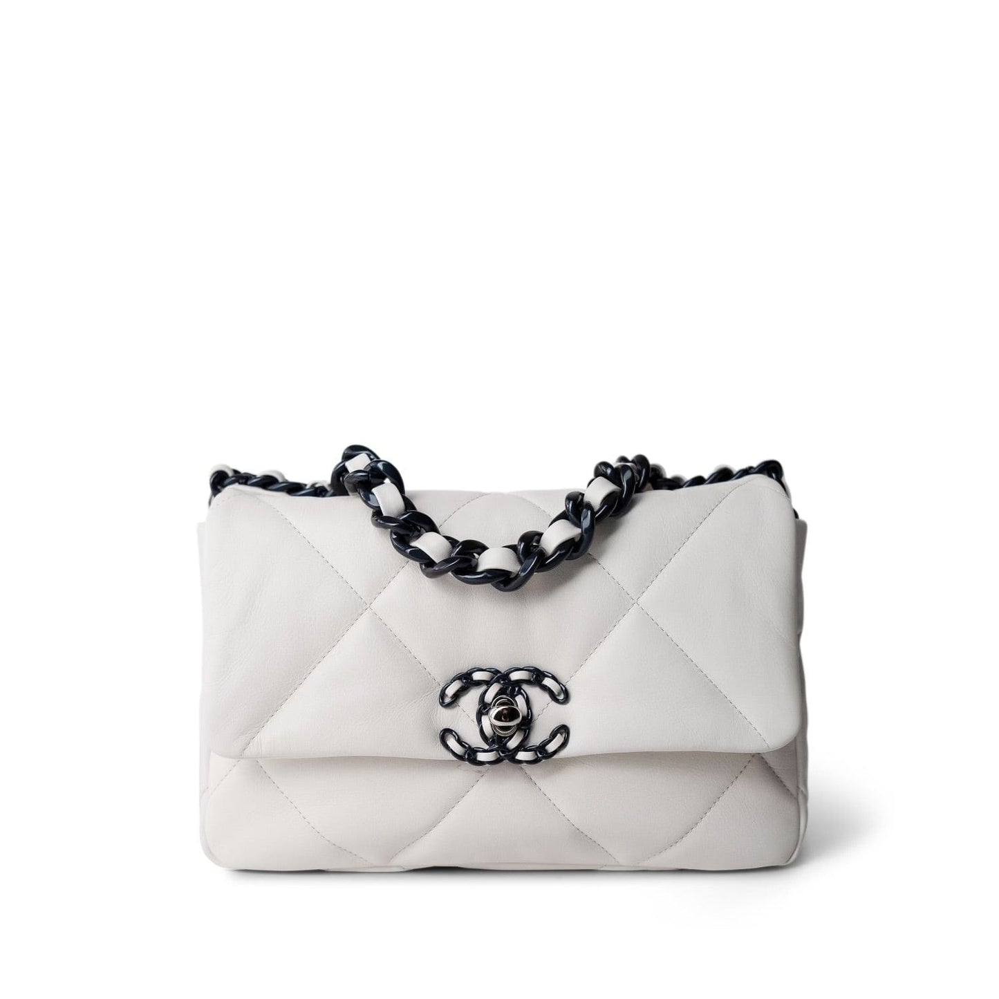 21K White Lambskin Quilted 19 Flap Small Black Hardware