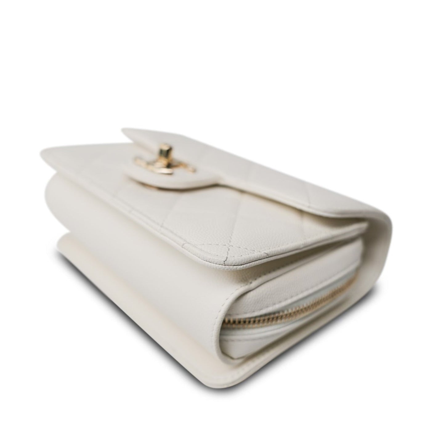 22C White Caviar Quilted Like A Wallet Flap Bag LGHW