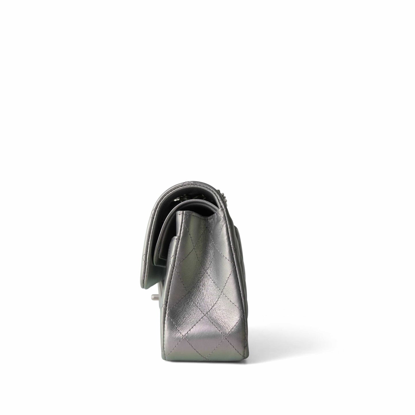 21K Iridescent Pearl Lilac Calfskin Quilted Classic Double Flap Small SHW