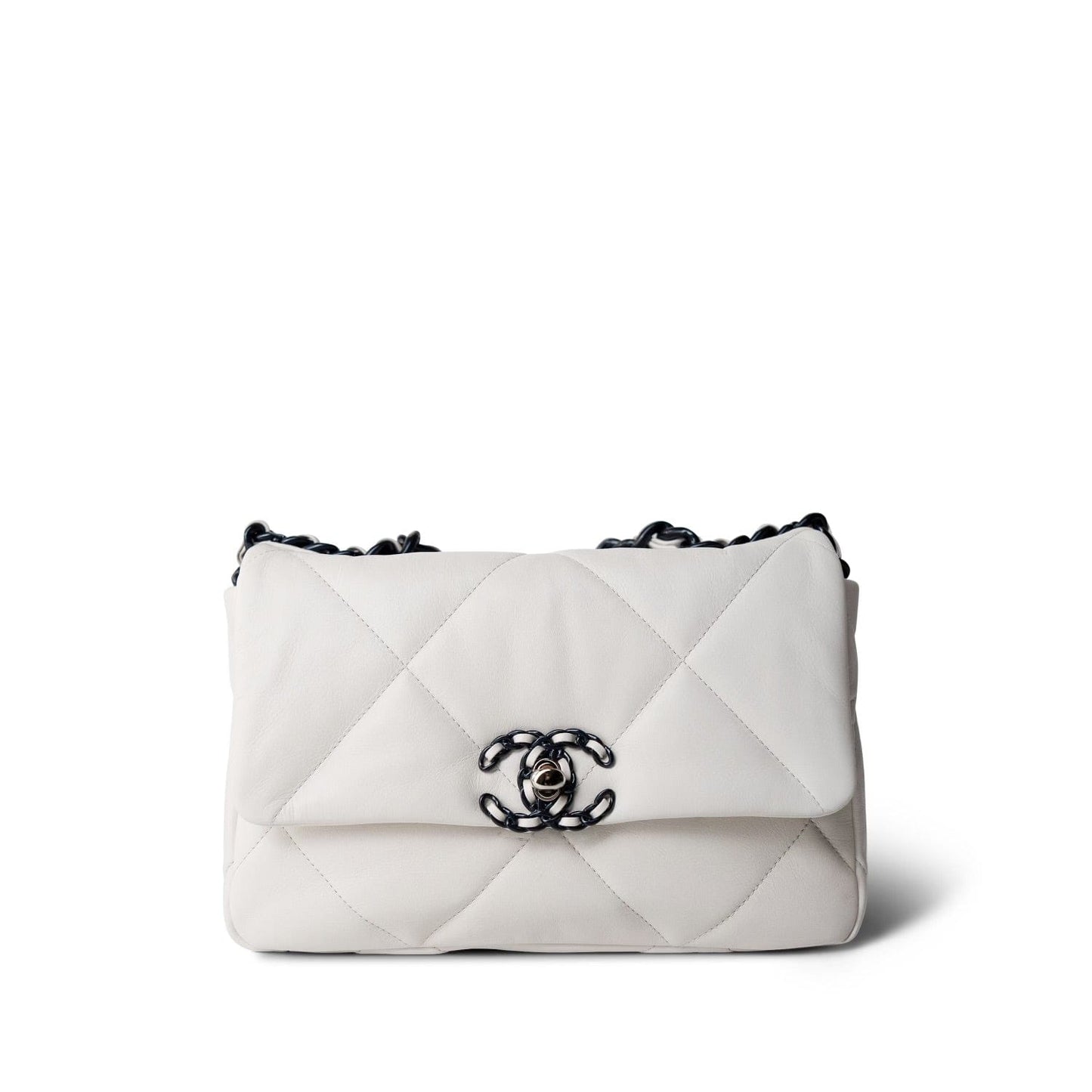 21K White Lambskin Quilted 19 Flap Small Black Hardware