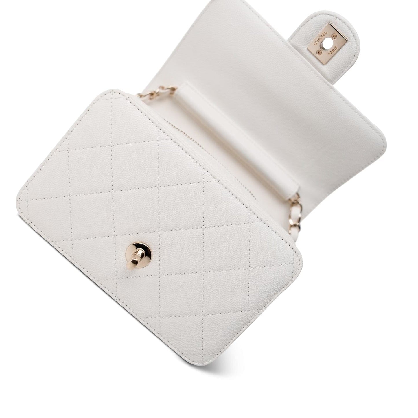 22C White Caviar Quilted Like A Wallet Flap Bag LGHW