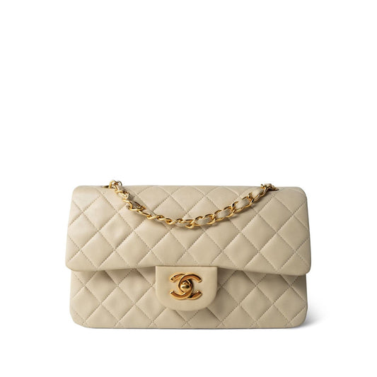 Ivory Lambskin Quilted Classic Flap Small GHW