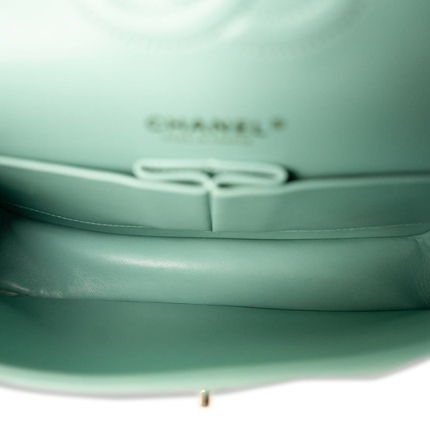 21S Tiffany Green Caviar Quilted Medium Classic Flap LGHW