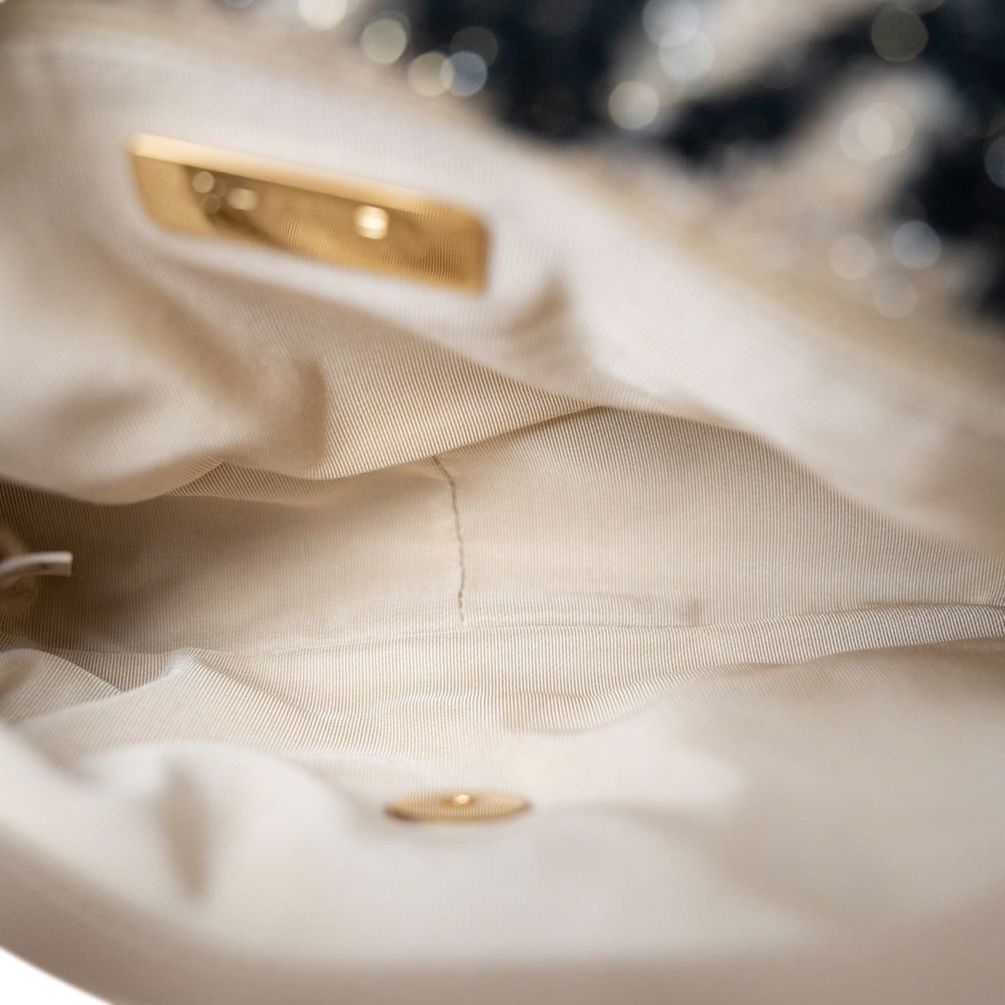 19K Beige/Black Tweed Quilted Houndstooth 19 Flap Small MHW