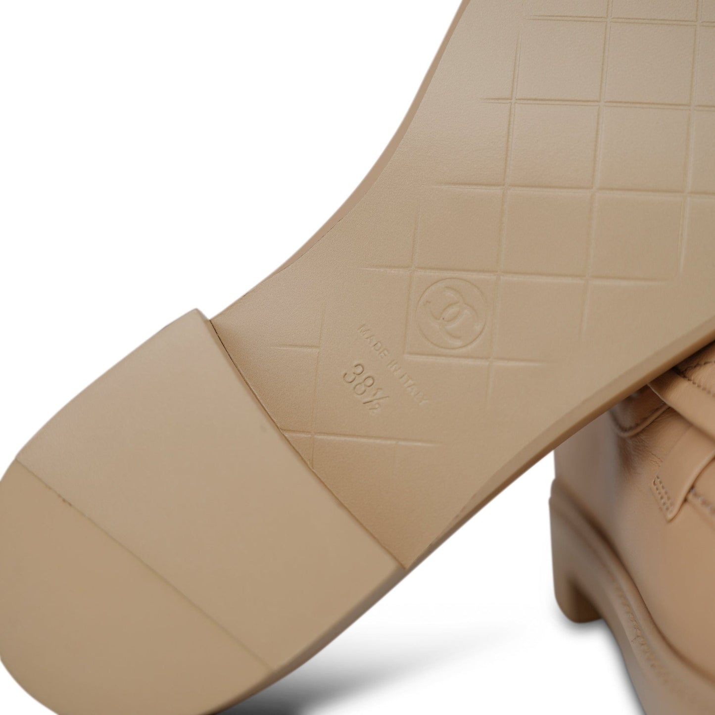 24C Beige Lambskin Quilted Turnlock CC Loafer Moccasins Size 38.5