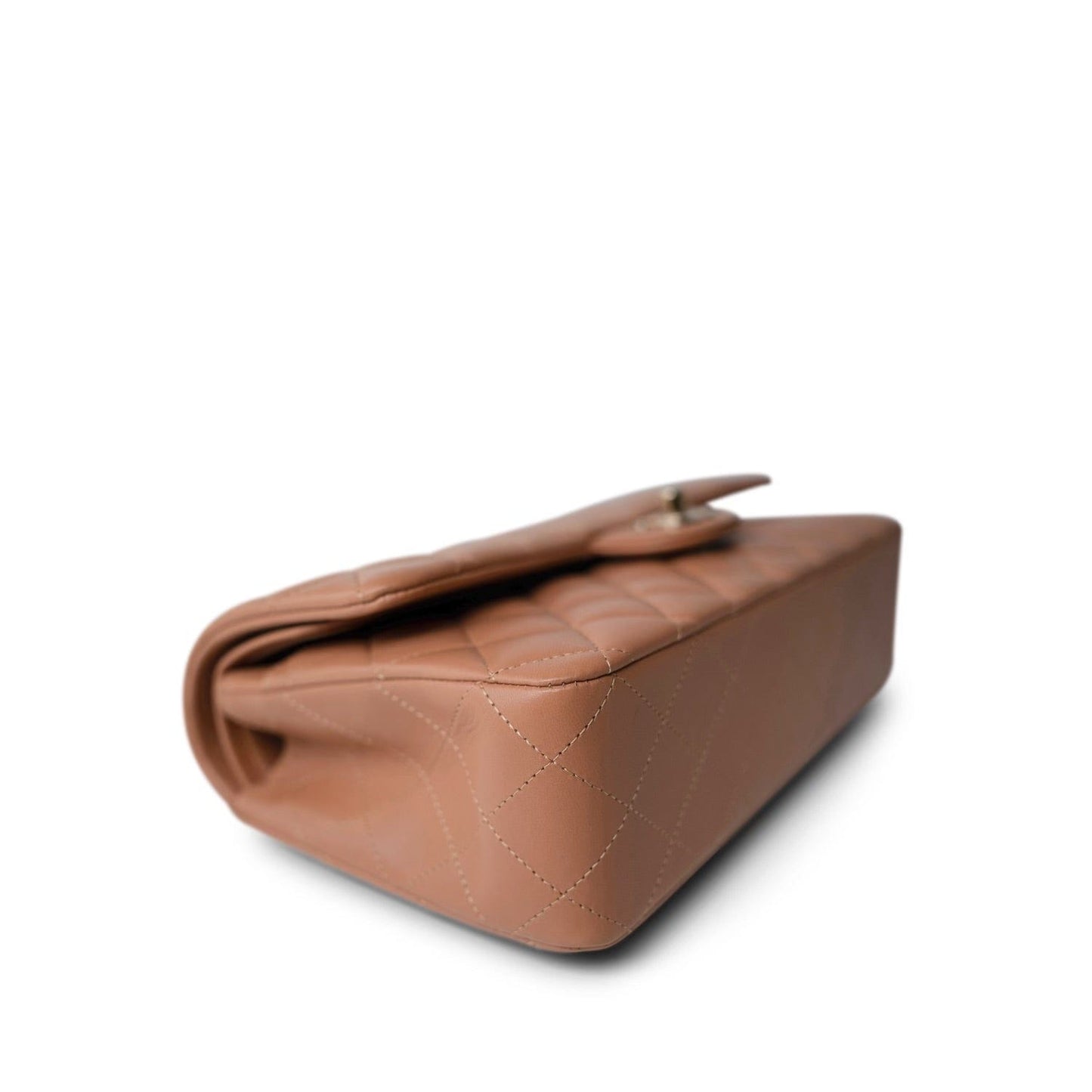21P Caramel Lambskin Quilted Classic Flap Medium LGHW