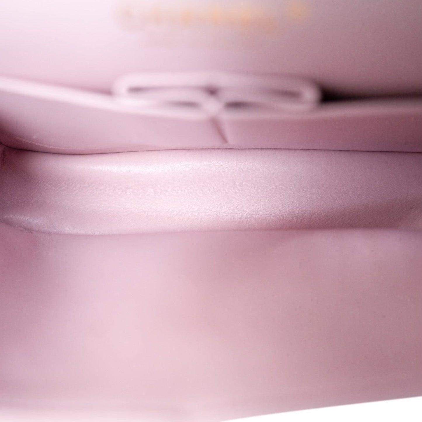 21S Light Pink Caviar Quilted Medium Classic Flap Light Gold Hardware