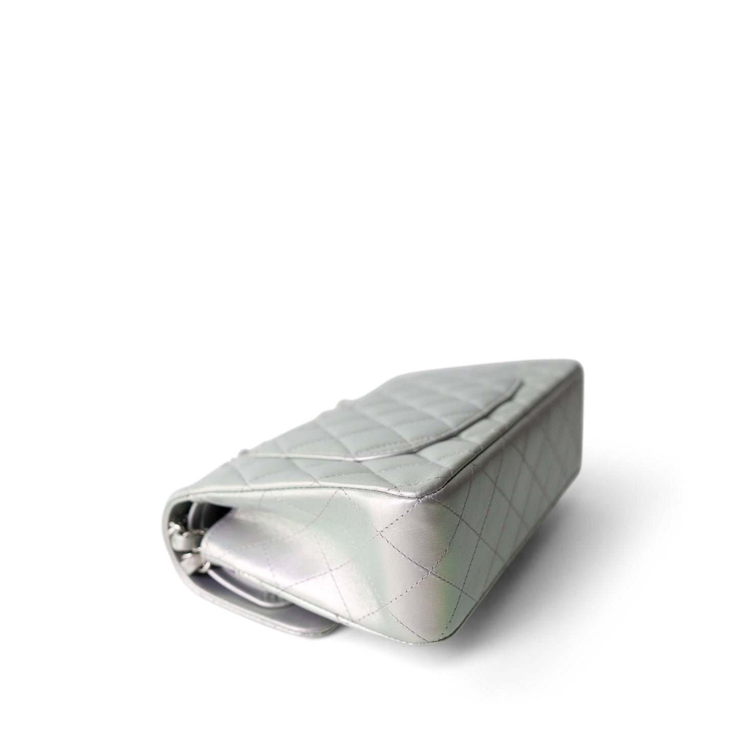 21K Iridescent Pearl Lilac Calfskin Quilted Classic Double Flap Small SHW