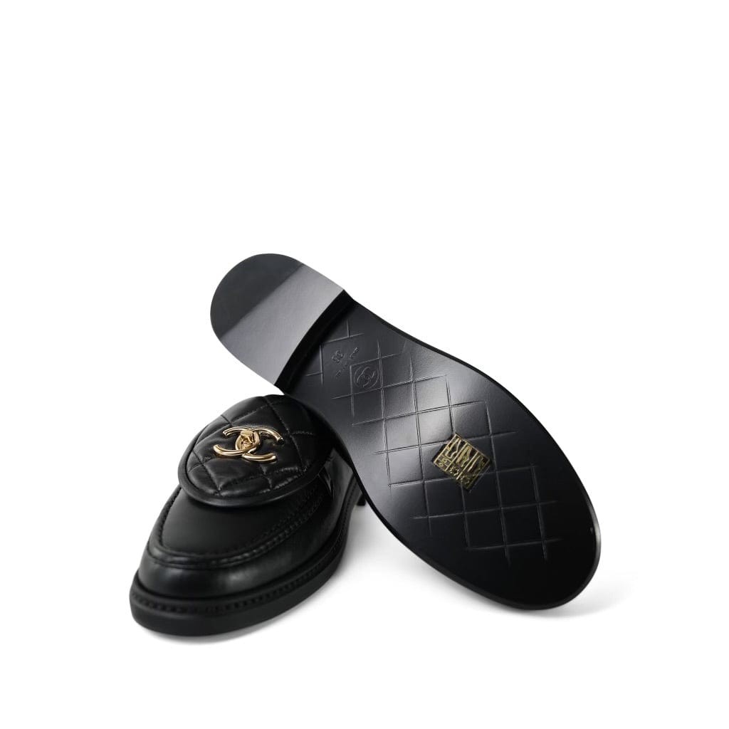 24C Black Lambskin CC Turnlock Loafers Size 38