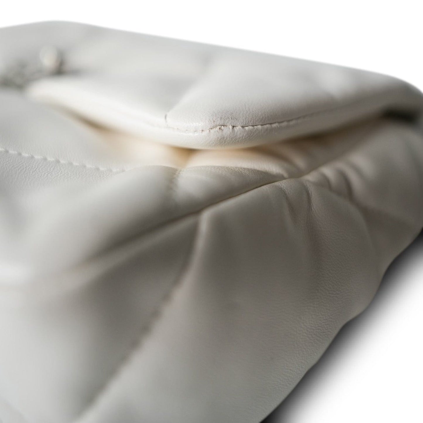 22S White Lambskin Quilted 19 Flap Small Mixed Hardware