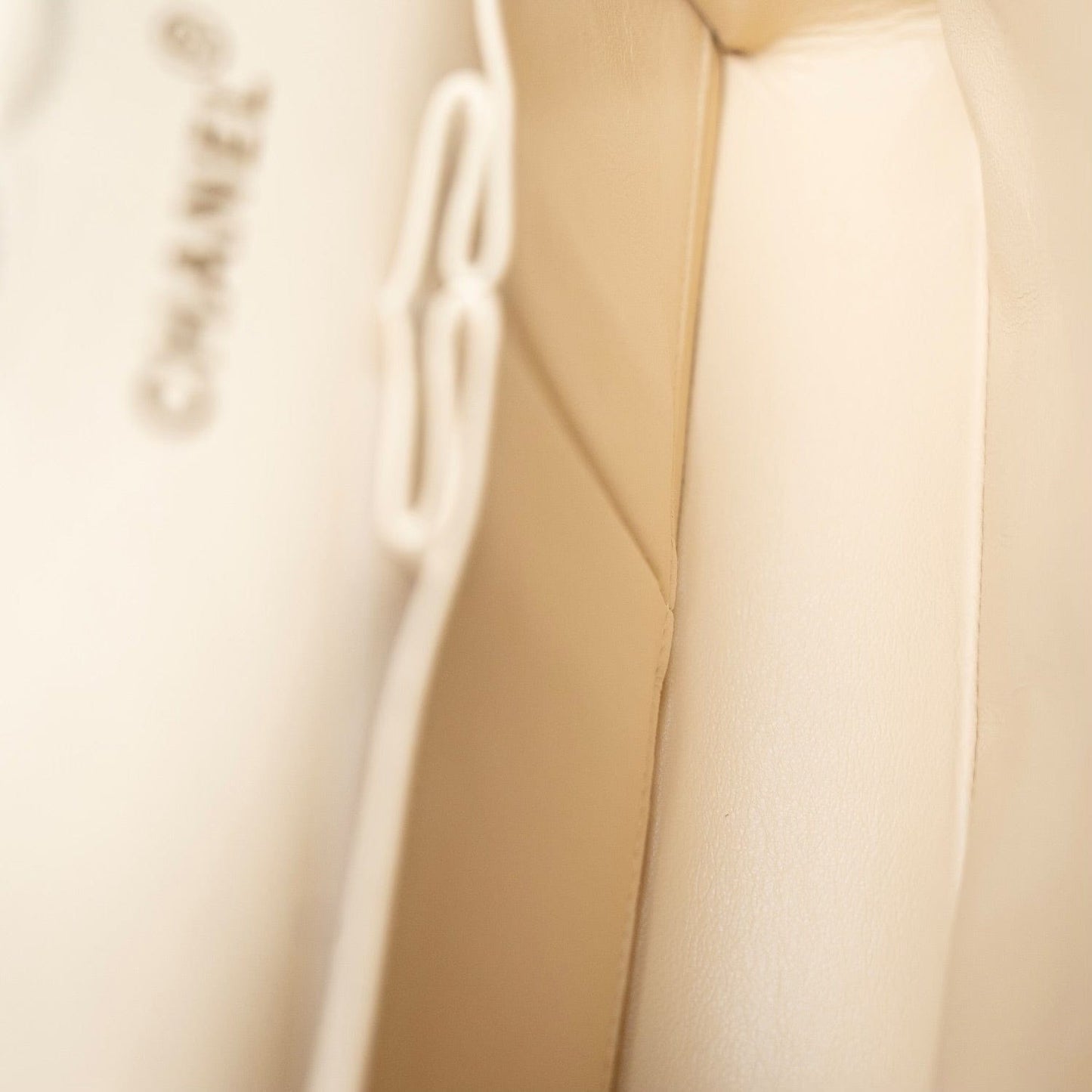 Ivory Lambskin Quilted Classic Flap Small GHW