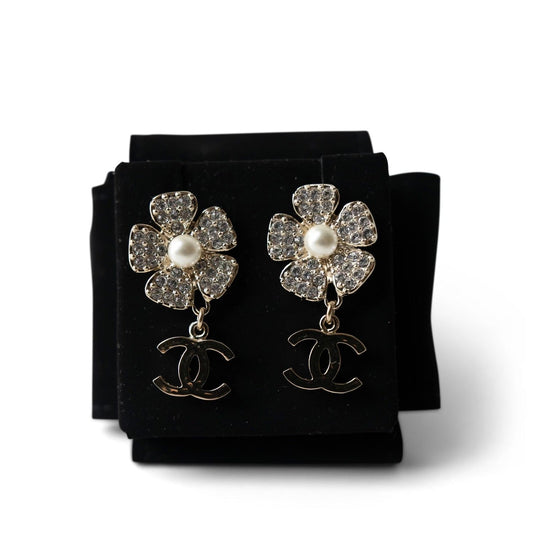 23S Gold Pearl Crystal Flower Drop CC Earrings