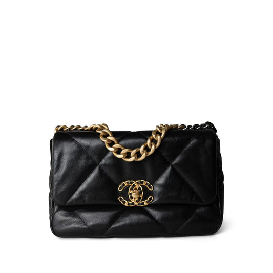 20S Black Goatskin Quilted 19 Flap Small MHW