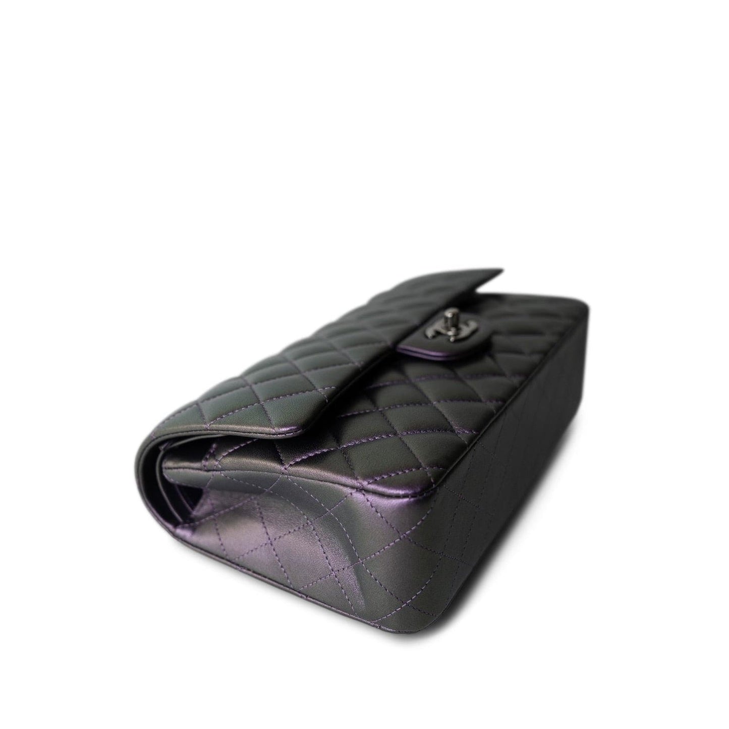 17S Purple Iridescent Lambskin Quilted Classic Flap Medium