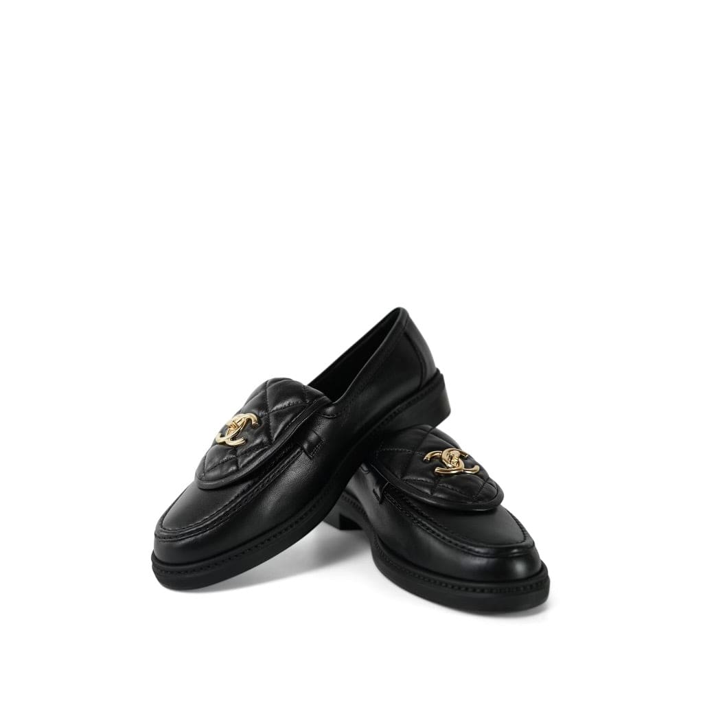 24C Black Lambskin CC Turnlock Loafers Size 38