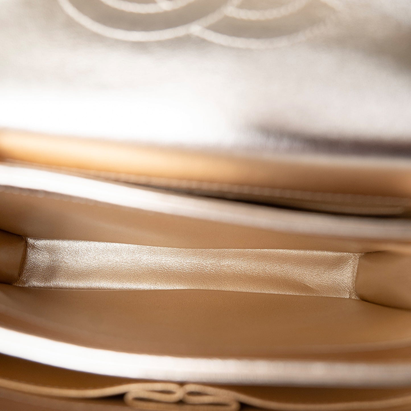 21S Gold Metallic Lambskin Quilted Trendy CC Small Light Gold Hardware