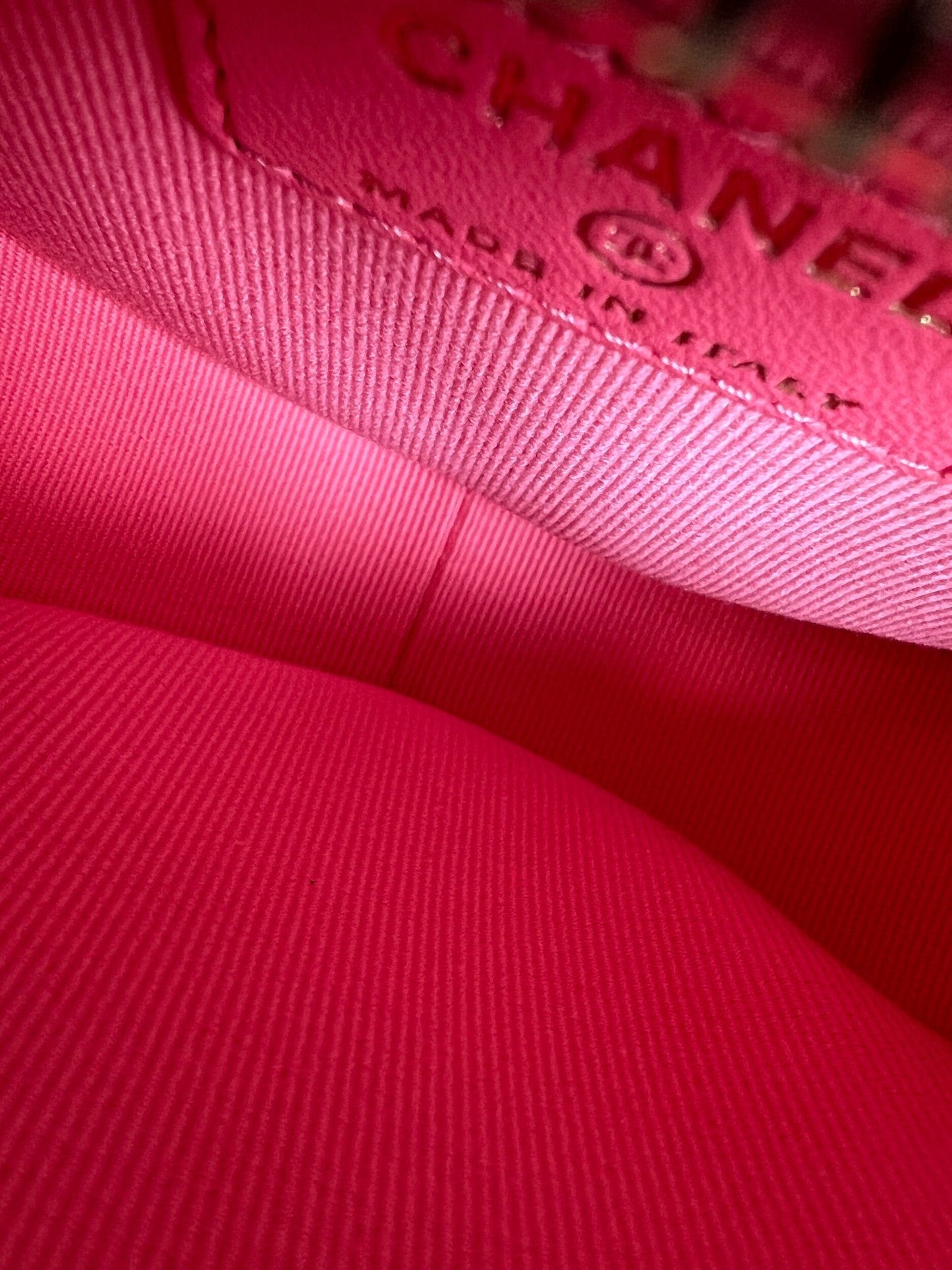 22S CC In Love Heart Zipped Pink Lambskin Quilted Belt Bag LGHW