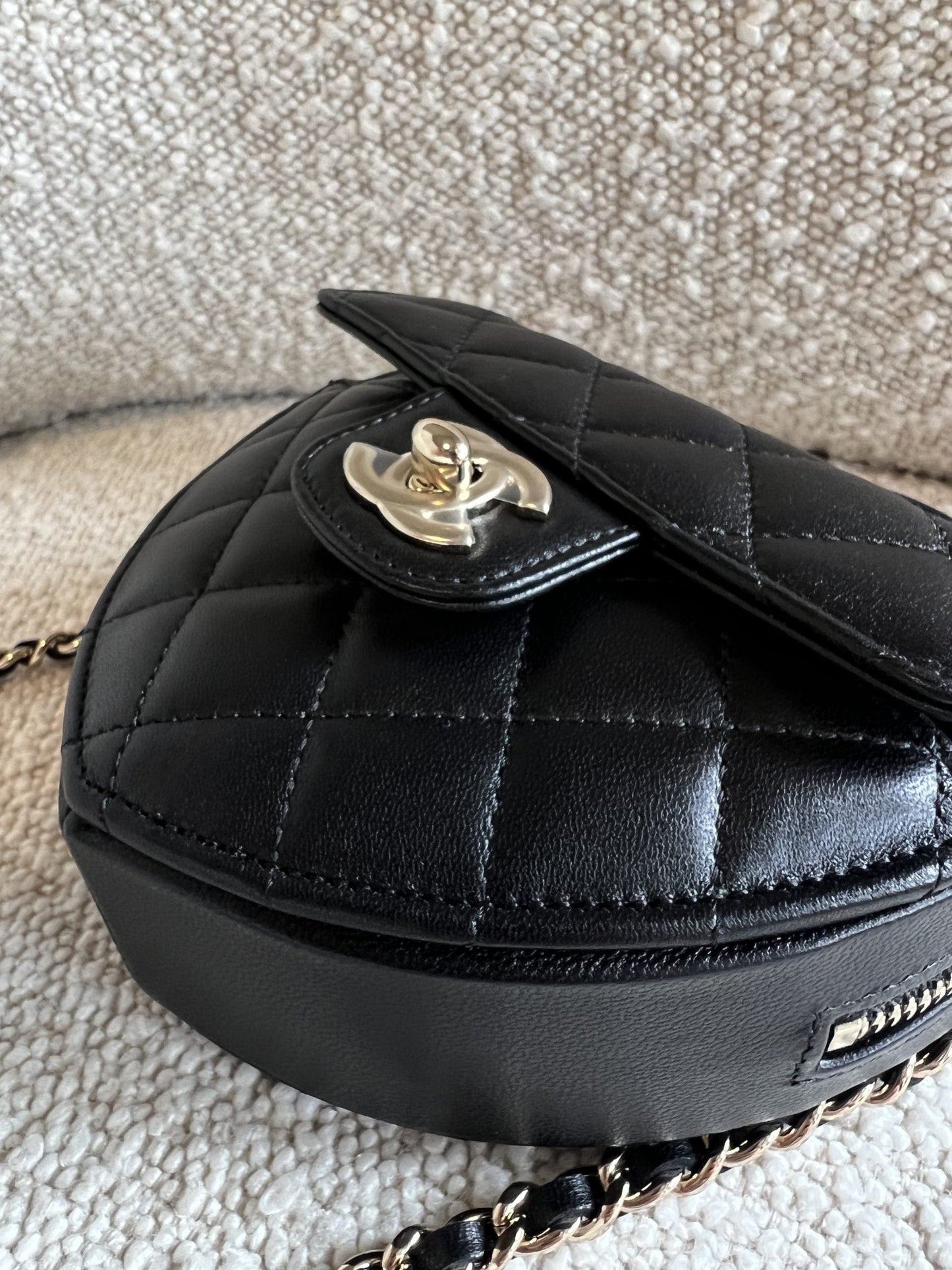 22S CC In Love Black Lambskin Quilted Small (Clutch on Chain) Heart Bag LGHW