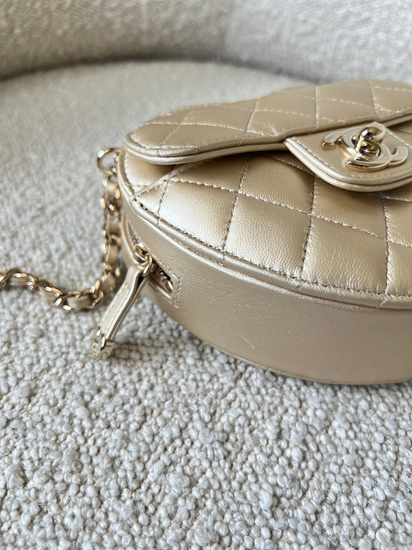 22S CC In Love Metallic Gold Lambskin Quilted Small (Clutch on Chain) Heart Bag LGHW