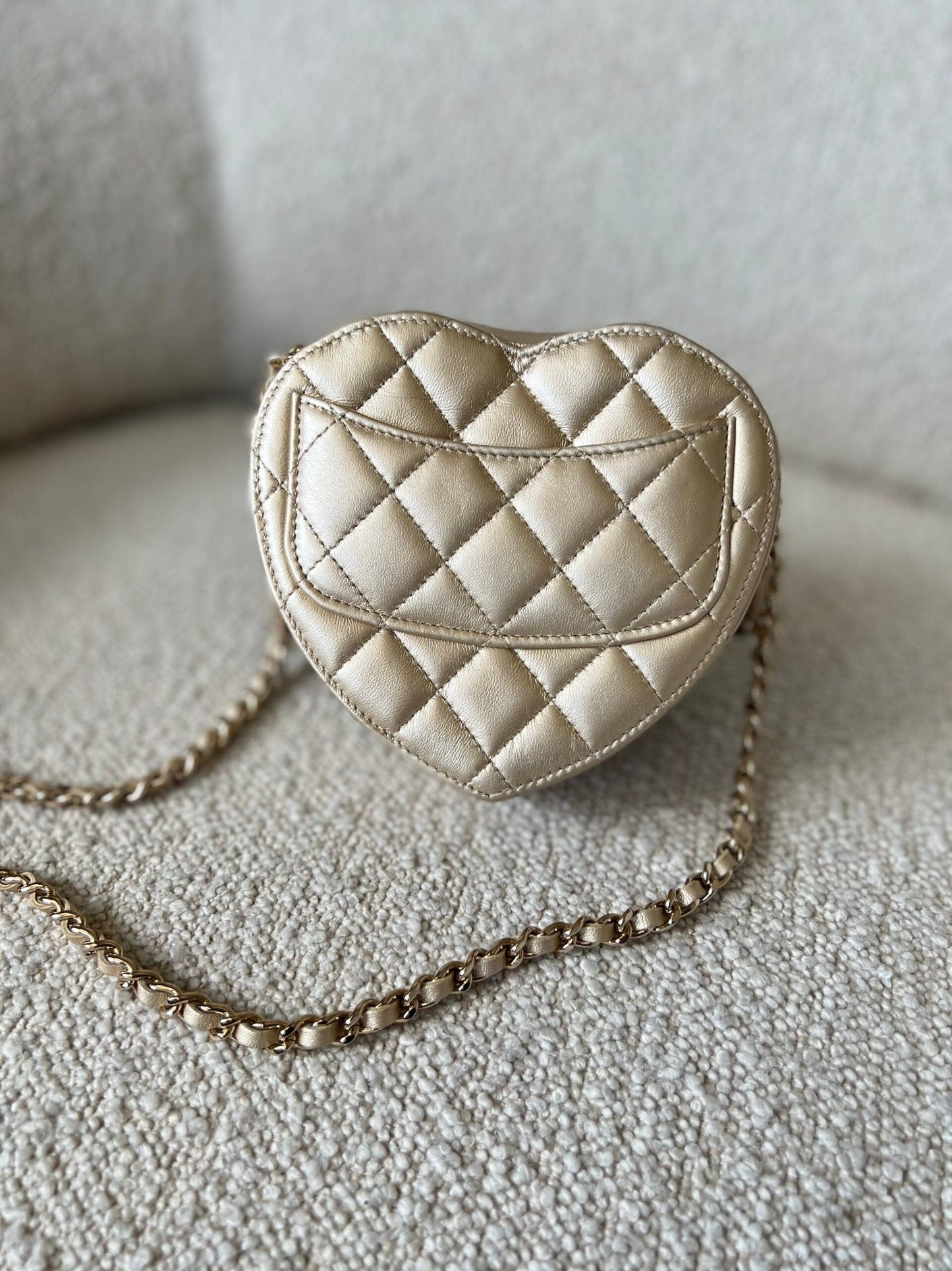 22S CC In Love Metallic Gold Lambskin Quilted Small (Clutch on Chain) Heart Bag LGHW