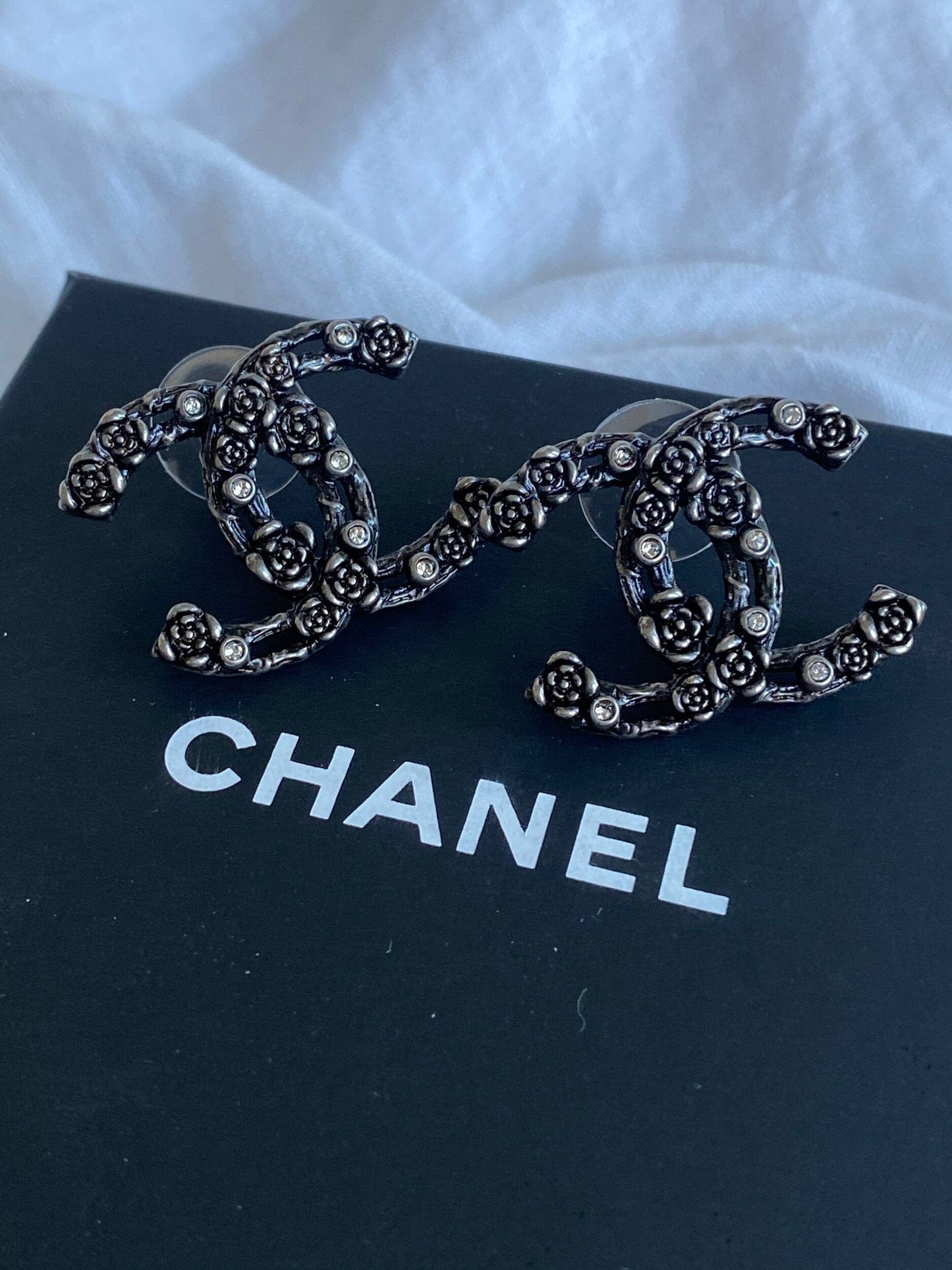 Chanel 22C Earrings Metal Ruthenium Crystal