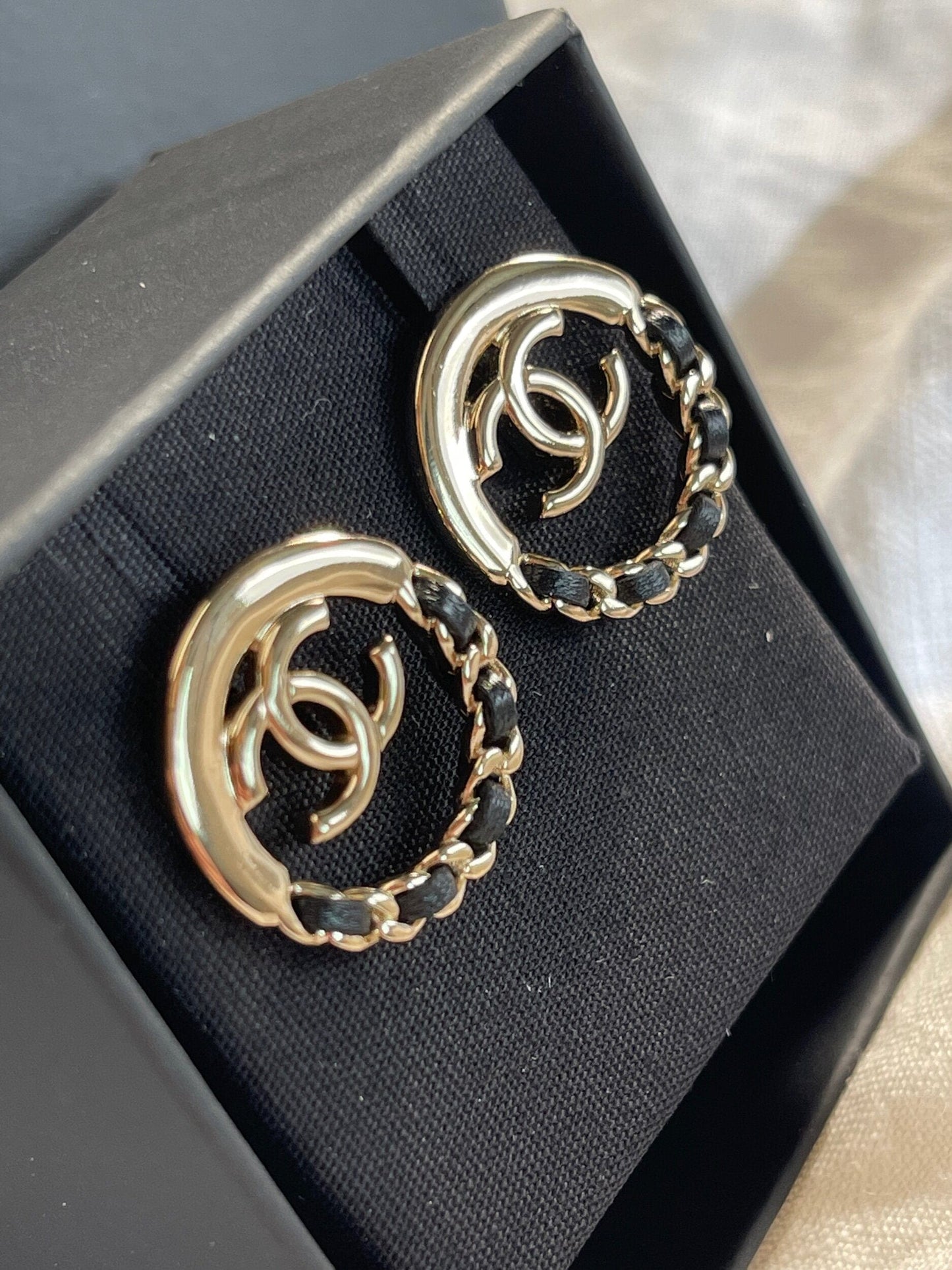 CHANEL 22P Light Gold & Black CC Logo Circle Earrings